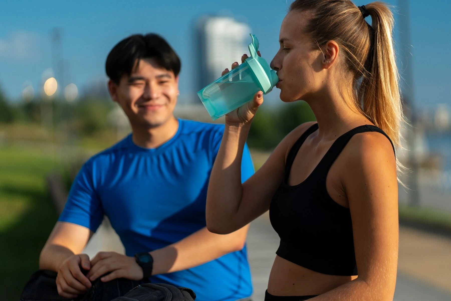 Menjaga Energi Melalui Konsistensi Asupan Cairan